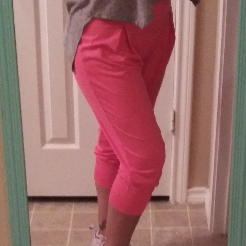 Fabletics cropped leggings